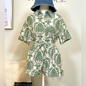 NWOT: 2 in 1 Ethnic Print Short Set in Green